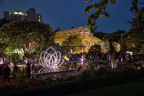 jean michel othoniel dior|A Dinner That Smelled Like Thousands of Flowers.